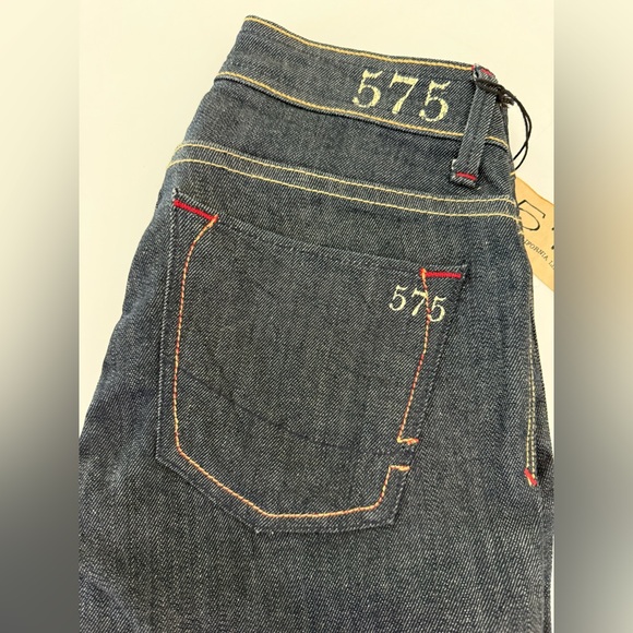 575 Dark Denim Jeans - Picture 1 of 10